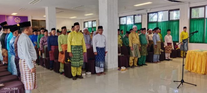 
					Wakil Bupati Natuna, Rodial Huda melantik Dewan Hakim MTQ XI Kabupaten Natuna.