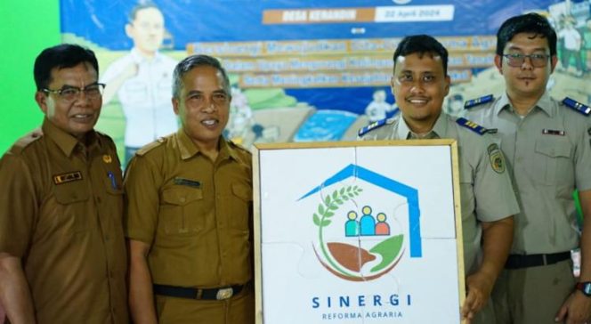 
					Kantor Agraria dan Tata Ruang/Badan Pertanahan Nasional (ATR/BPN) Kabupaten Lingga bersama Pemerintah Kabupaten Lingga, menyelenggarakan Gerakan Sinergi Reforma Agraria (GSRA) Nasional Tahun 2024. (Foto: istimewa).