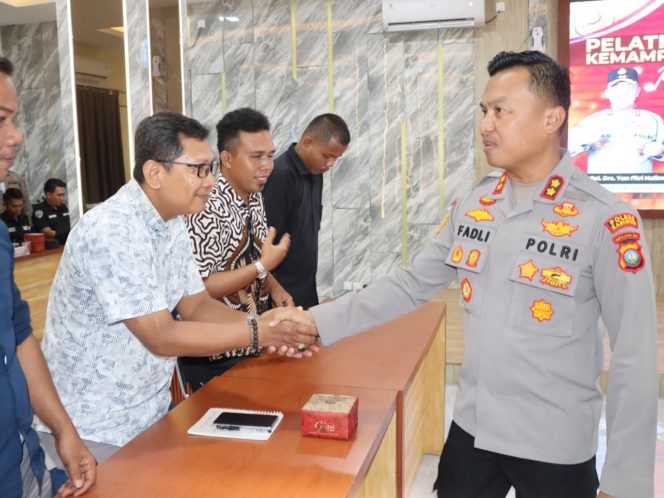 
					Polres Karimun Laksanakan Latkatpuan Kasat Kamling Kab. Karimun