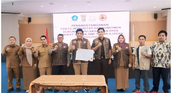 
					Sosialisasi Pencegahan Pungli pada proses PPDB tingkat SD maupun SMP se-Kabupaten Bintan di Aula Bandar Seri Bentan, baru-baru ini.