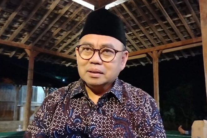 
					Mantan Menteri ESDM Sudirman Said didorong untuk mendaftar sebagai calon pimpinan KPK. Foto: KOMPAS