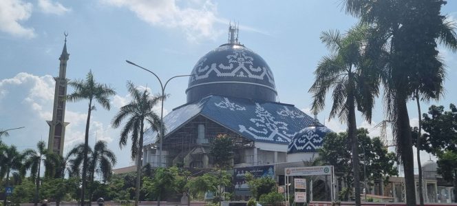 
					Proses revitalisasi Masjid Agung Batam. Foto: RRI