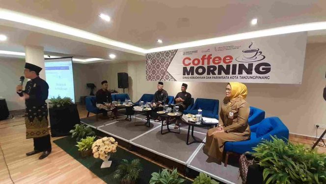 
					Disbudpar Tanjunpinang gelar coffee morning bersama LAM Kepri Tanjungpinang bahas peran Adat Melayu dalam meningkatkan pariwisata.