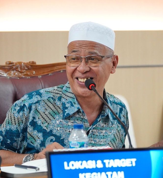 
					Ketua LAM Kabupaten Natuna, Wan Suhardi.