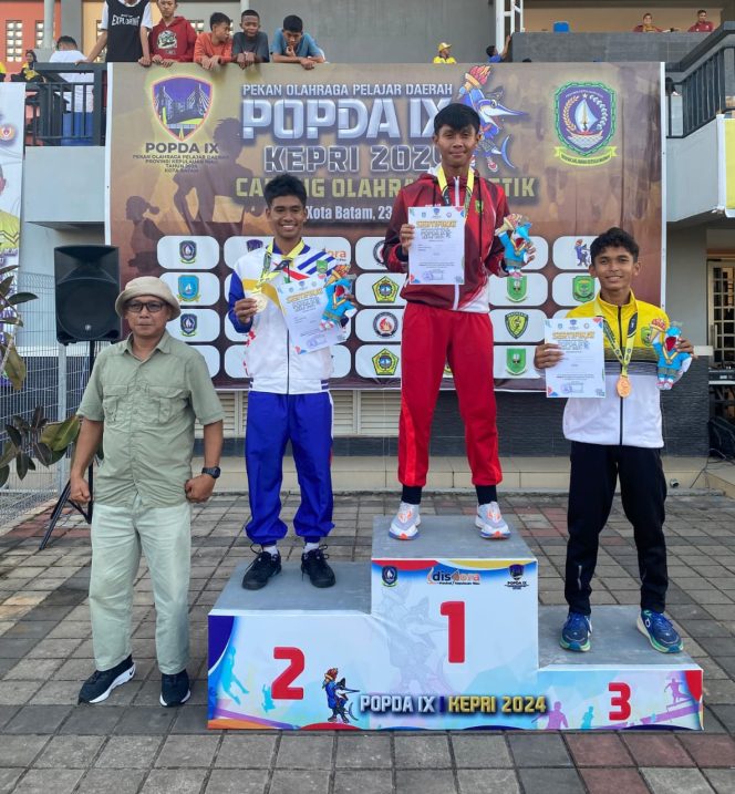 
					Arif Yodi Febriansyahberkompetisi dalam cabang olahraga Lompat Jauh dan Lari 100 meter, meraih 2 medali emas dalam kompetisi yang berlangsung pada Selasa (23/7/2024) sore dan Rabu (24/7/2024) pagi, di Gelora Citra Mas Nongsa Batam.