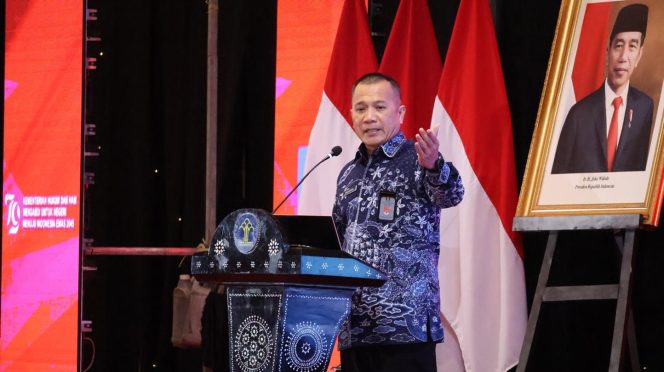 
					Dhahana Putra selaku Direktur Jenderal HAM, Kementerian Hukum dah HAM (Kemenkumham) 