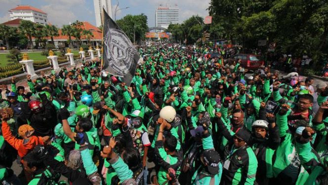 
					Aksi Demonstrasi Para Driver Ojek Online di Jakarta