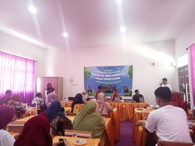 
					SDN 003 Sagulung Gelar Kegiatan Pengenalan Media Interaktif Dalam Pembelajaran, Kamis (22/8/2024).
