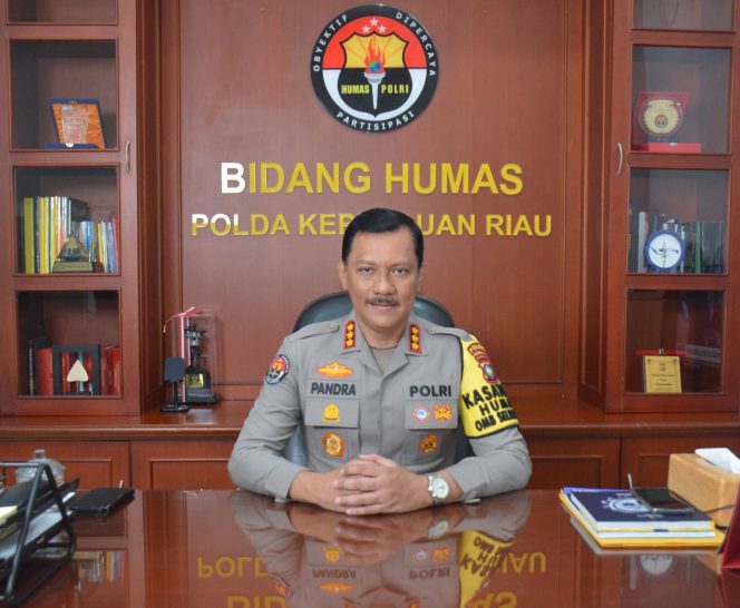 
					Kabidhumas Polda Kepri Kombes. Pol. Zahwani Pandra Arsyad