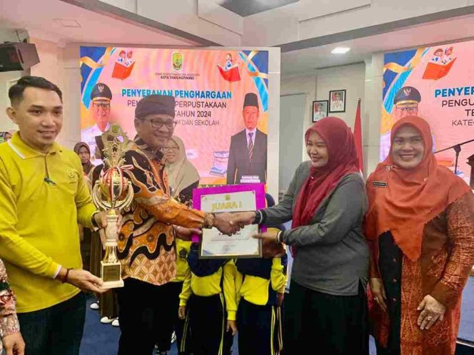 
					Ajang Penghargaan Gerakan Budaya Gemar Membaca 2024 yang digelar Dinas DPK Tanjungpinang menjadi momen bersejarah bagi TK As Shalihah
