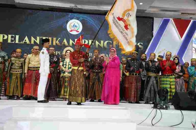 
					Plt Gubernur Provinsi Kepri Marlin Agustina DPP,  DPW Kepri dan DPD Kota Batam PKSS periode 2024-2029, di Golden Prawn, Minggu (29/9).