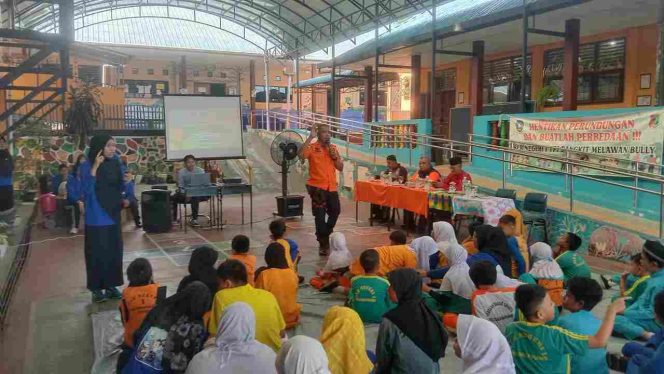 
					 BPBD Tanjungpinang menggelar simulasi bencana untuk siswa berkebutuhan khusus di SLBN 1 Tanjungpinang