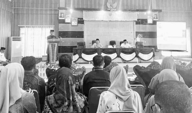 
					Pemko Tanjungpinang menggelar FKP terkait Pelayanan Publik di aula Kantor Camat Tanjungpinang Barat, Jum'at (22/11).