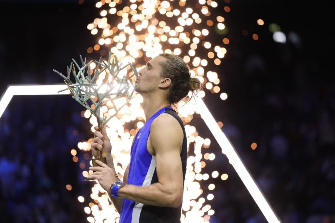 
					Alexander Zverev juarai Paris Masters