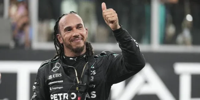 
					Lewis Hamilton, juara dunia tujuh kali