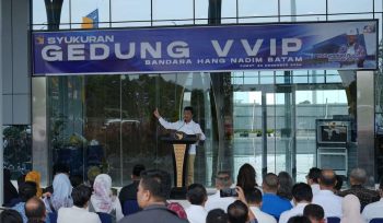 Kepala BP Batam Muhammad Rudi meresmikan revitalisasi Gedung VVIP Bandara Internasional Hang Nadim (ist)