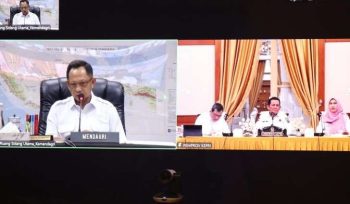 Gubernur Kepri bersama Mendagri saat Virtual zoom dalam penataan tenaga non-ASN, Rabu (8/1)