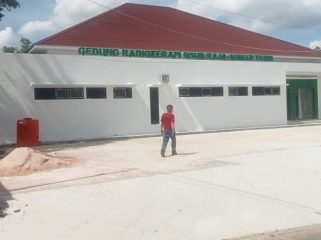 Bangunan gedung RSUD RAT Provinsi Kepri 