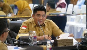 Bupati Bintan Roby Kurniawan saat memberikan arahan terkait kondisi cuaca ekstrim 