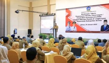 Bimtek Penyusunan Penilaian Risiko/FRA Tingkat OPD di Lingkungan Pemkab Bintan di Gedung Convention Hall Awandari Hotel and Resort, Senin (20/1)