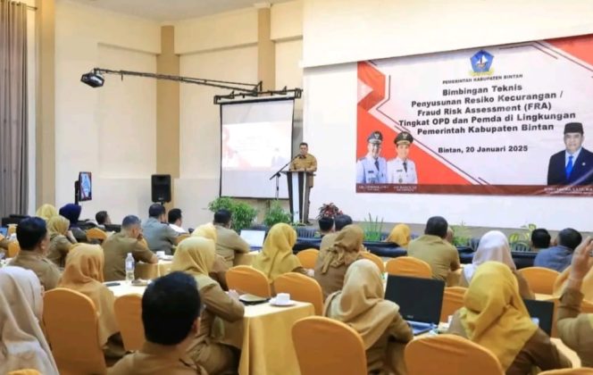 
					Bimtek Penyusunan Penilaian Risiko/FRA Tingkat OPD di Lingkungan Pemkab Bintan di Gedung Convention Hall Awandari Hotel and Resort, Senin (20/1)