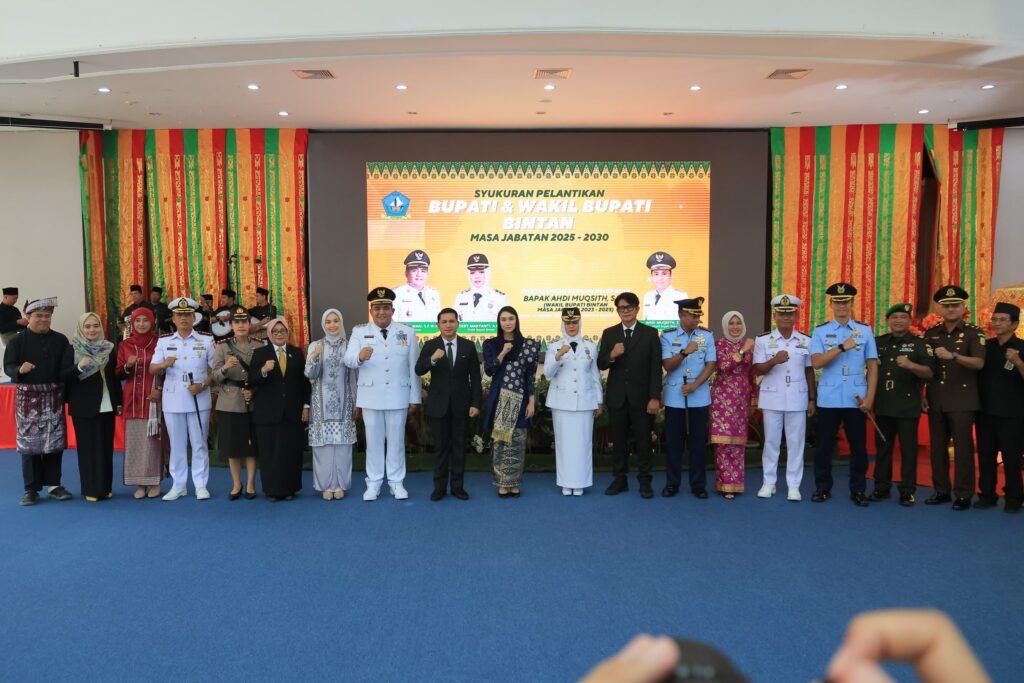 Bupati Bintan Roby Kurniawan, Wakil Bupati Bintan Deby Maryanti, OPD, Forkopimda, DPRD Bintan dan undangan