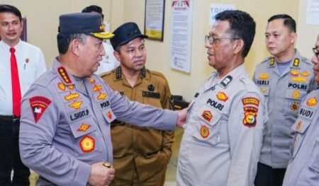 Salah seorang personel yang menerima perhatian khusus dari Kapolri adalah Aiptu Jimmi Farma, yang menjabat sebagai Ps Kasi Humas Polsek Rumbai Pesisir. (ft.ist)