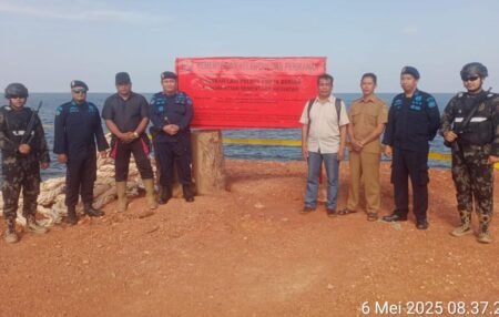 Penyegelan Jetty PT TBJ oleh PSDK Batam tempat loading bauksit pT Hermina Foto (istimewa):