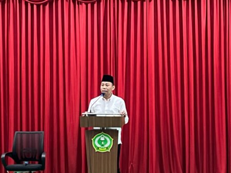 Ketua STAIN Sultan Abdurrahman Kepri Dr. Muhammad Faisal, M.Ag.