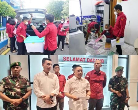 Kepala Kejaksaan Negeri Bintan, Rusmin SH MH saat konferensi pers. Kasi Pidsus dan Kasi Intel Kejari Bintan baru tiba di Kantor Kejari Bintan usai melakukan penggeledahan dari Kantor KSOP Tanjung Uban, Rabu (06/08/2025)