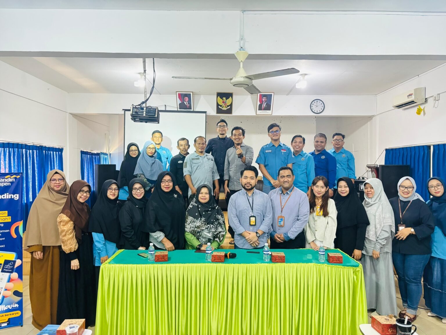 STIE Pembangunan Tanjungpinang bekerja sama dengan Bank Mandiri Taspen menggelar kegiatan Sosialisasi Program Pensiun dan Layanan Keuangan.