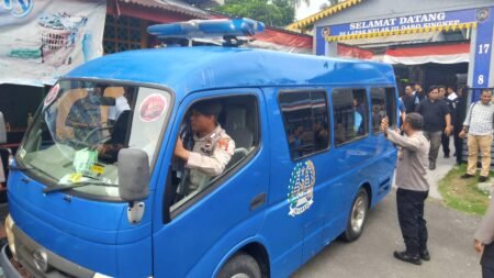 11 Napi asal Tanjungpinang ketiak akan dipindahkan ke Polres Lingga untuk selanjutnya akan diberangkat ke Lapas Tanjungpinang//