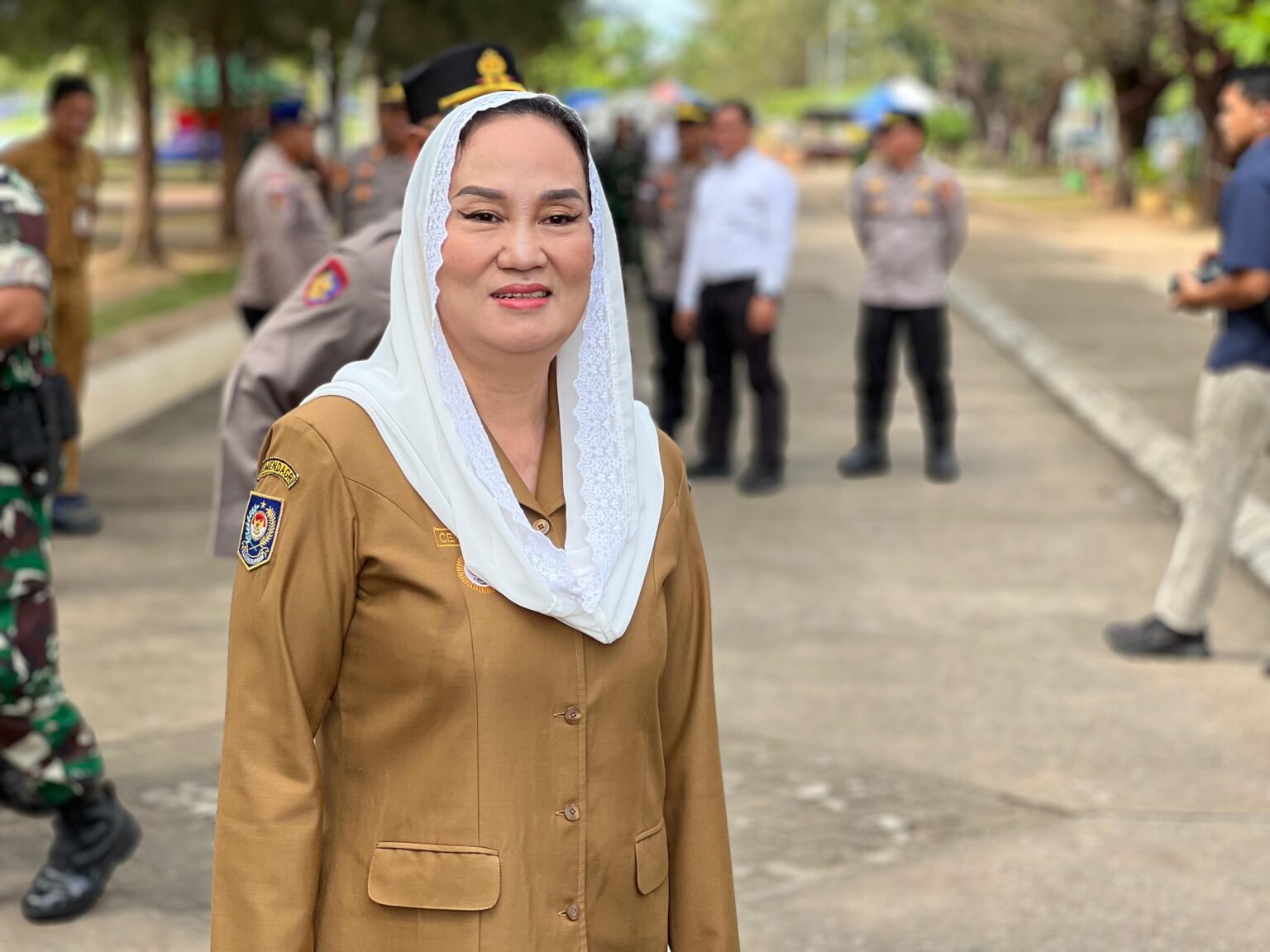 Anjing -anjing Berkeliaran dan Suka Mengganggu, Bupati Cen Himbau Masyarakat Hati-hati.