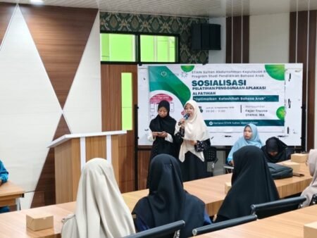 PBA STAIN Sultan Abdurrahman Kepri menggelar Pelatihan Penggunaan Aplikasi Al Fatihah.Ind upaya memperkuat kompetensi mahasiswa dalam bidang Ilmu Aswat