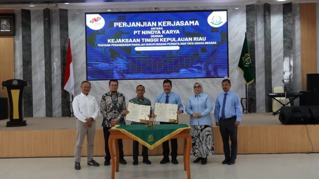 Kejati Kepri dan PT Nindya Karya Tandatangani Perjanjian Kerja Sama Bidang Datun