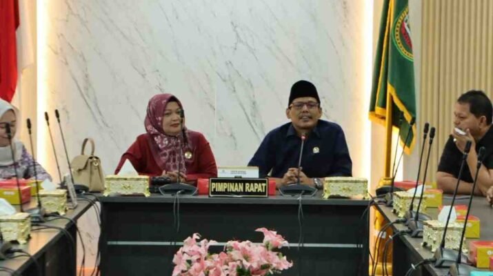 Ketua DPRD Batam Terima Kunjungan Kerja IKAD Pesisir Selatan