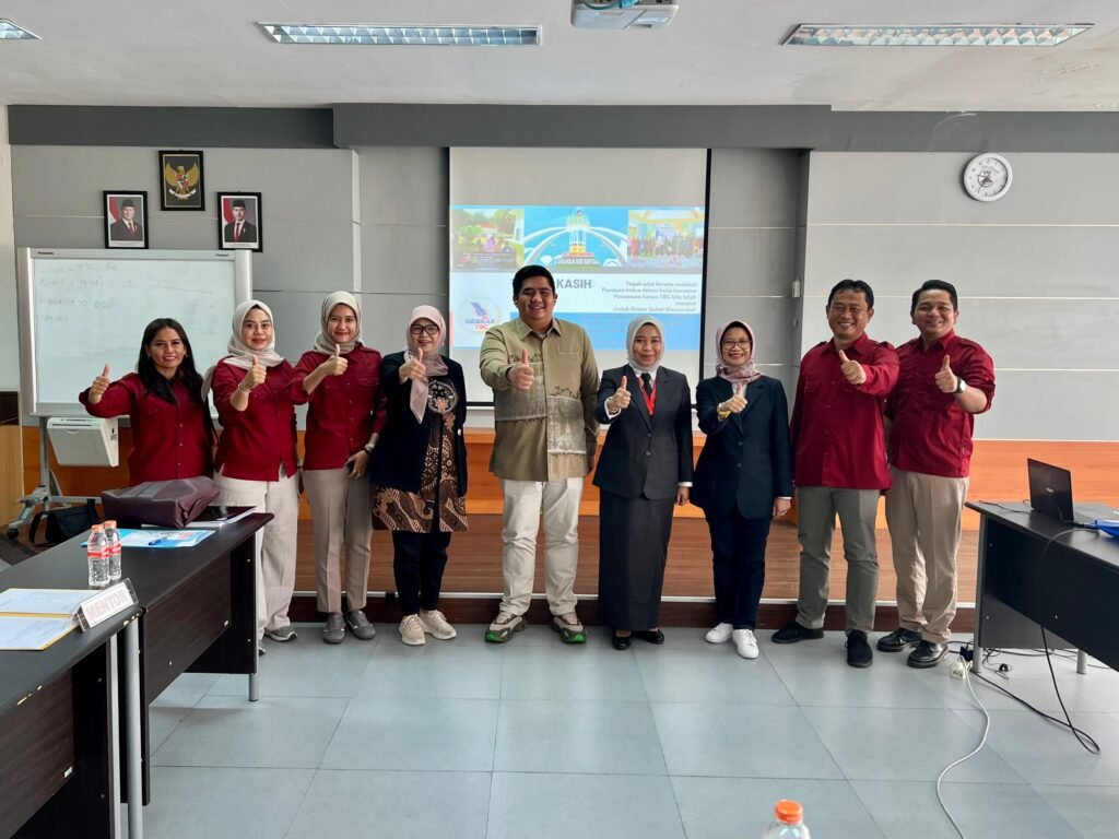 Bupati Bintan Roby Kurniawan hadir sebagai Mentor dalam Seminar Implementasi Proyek Perubahan pada PKN Tingkat II Angkatan XXIII, di Kampus BPSDM Jawa Barat.