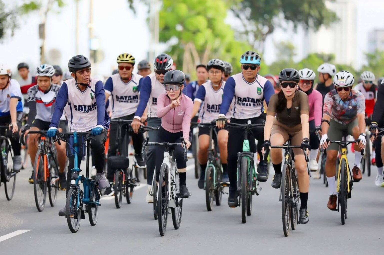 2.826 Peserta Bersepeda Semarakkan Rangkaian Hari Jadi Batam ke-196