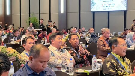 Bupati Bintan Roby Kurniawan saat menghadiri Rakernas XVII APKASI di Batam