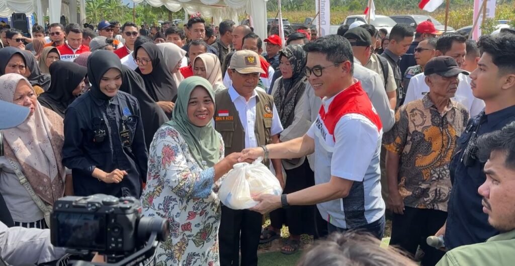 Pertamina Patra Niaga Regional Sumbagut Perkuat Pemulihan Huntara Ketapiang Bersama Direksi Pertamina dan DPR RI Komisi VI Pertamina Patra Niaga Regional Sumbagut Perkuat Pemulihan Huntara Ketapiang Bersama Direksi Pertamina dan DPR RI Komisi VI