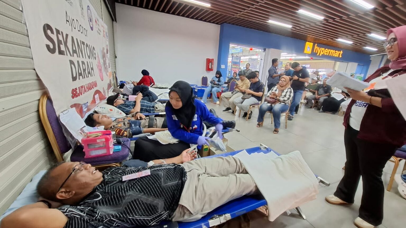 Asosiasi Pramuwisata Madani Turut Ambil Bagian dalam Donor Darah HPN Forum Jurnalis Kepri