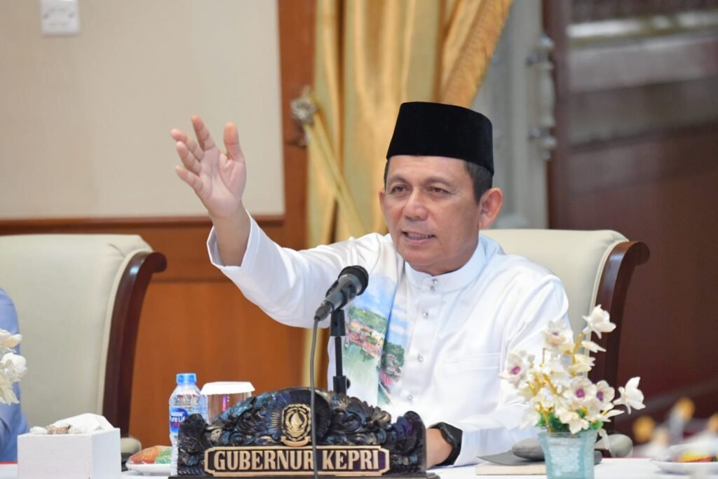 Gubernur Kepri Ansar Ahmad