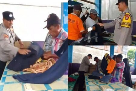 Wujud Kepedulian, Bhabinkamtibmas Tanjung Unggat Salurkan Bantuan Pakaian Layak Pakai ke Buruh Pelabuhan