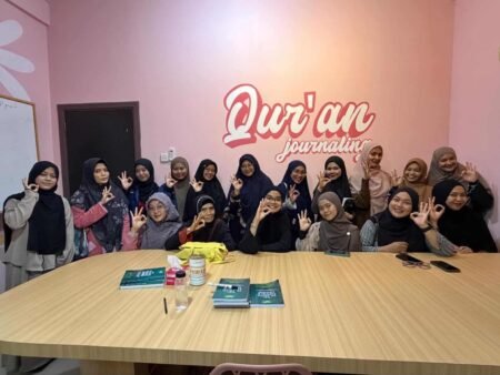 Mahasiswa IAT STAIN SAR Kepri hadirkan ruang pembinaan Qur’ani melalui Sisterfillah Qur’an Journaling