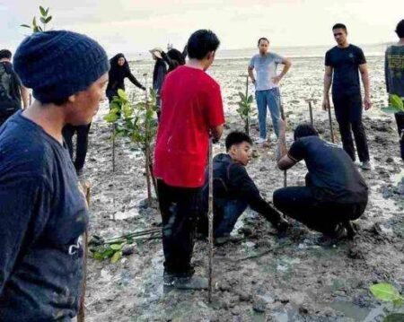 Pelajar Singapura Ikuti Wisata Edukasi Bersama di Pulau Penyengat