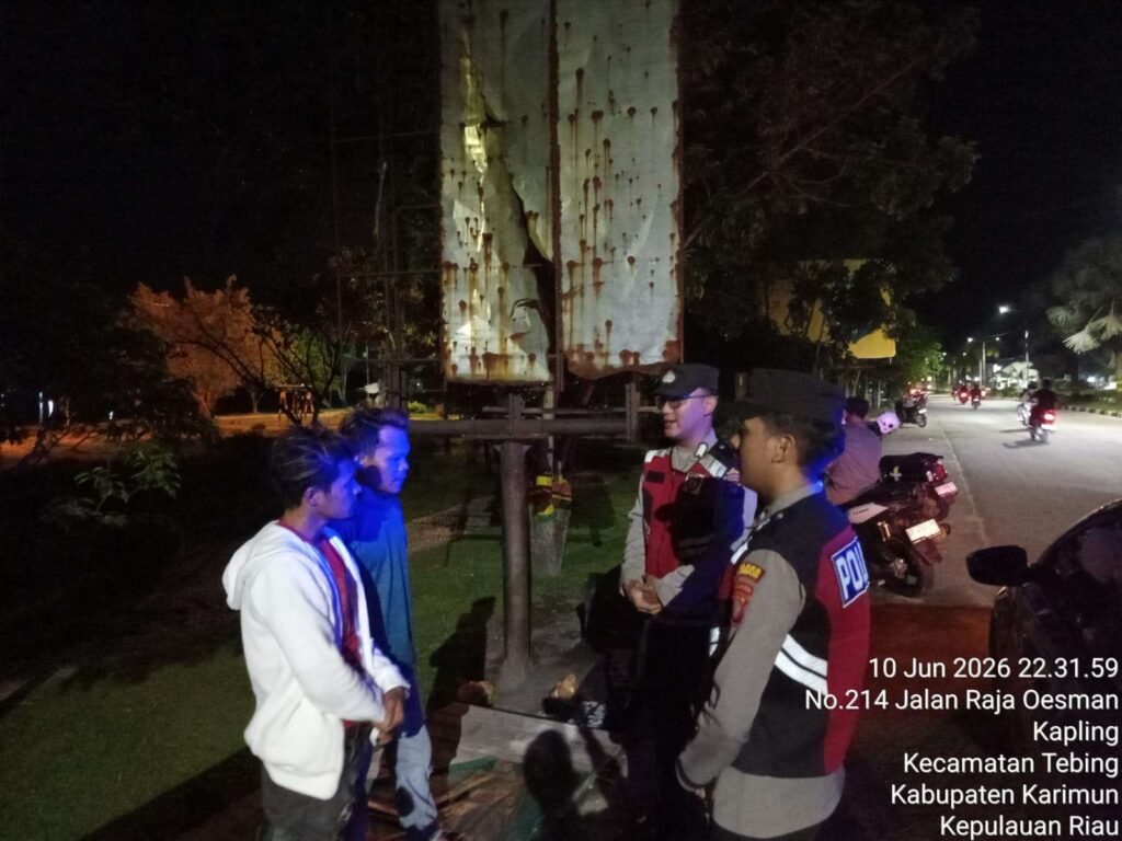 Sambangi Warga Melalui Patroli Dialogis, Polsek Meral Komitmen Jaga Kondusifitas Kamtibmas