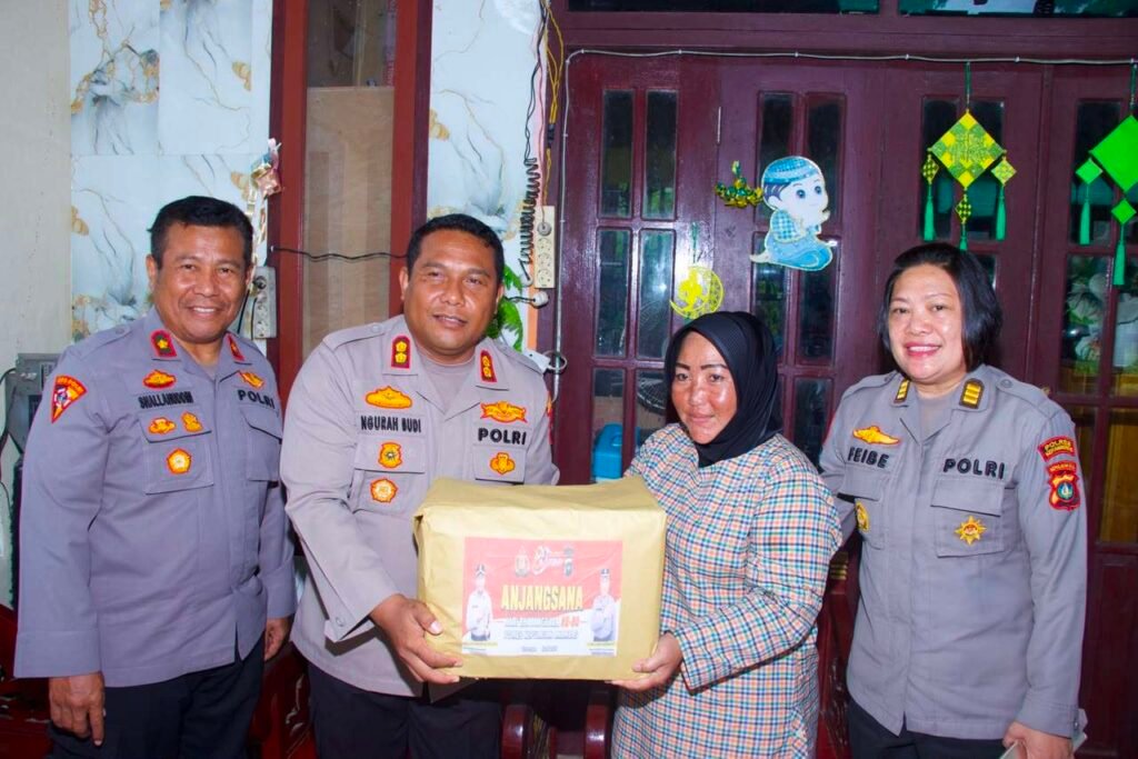 Kapolres Anambas Sambangi dan Beri Bantuan Anjangsana ke Keluarga Almarhum Anggota Polri, Jelang HUT Bhayangkara ke-80