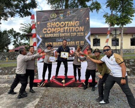 Letkol Lek Dirgant Prasojo Raih Juara 1 Lomba Menembak Sempena HUT Bhayangkara ke-80 di Polres Bintan