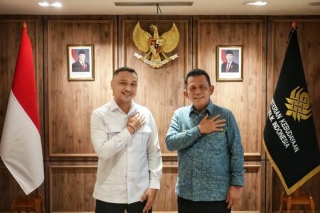 Wamen Giring saat menerima kunjungan Gubernur Kepulauan Riau Ansar Ahmad di Kantor Kementrian Kebudayaan RI, Jakarta, Rabu (10/6).