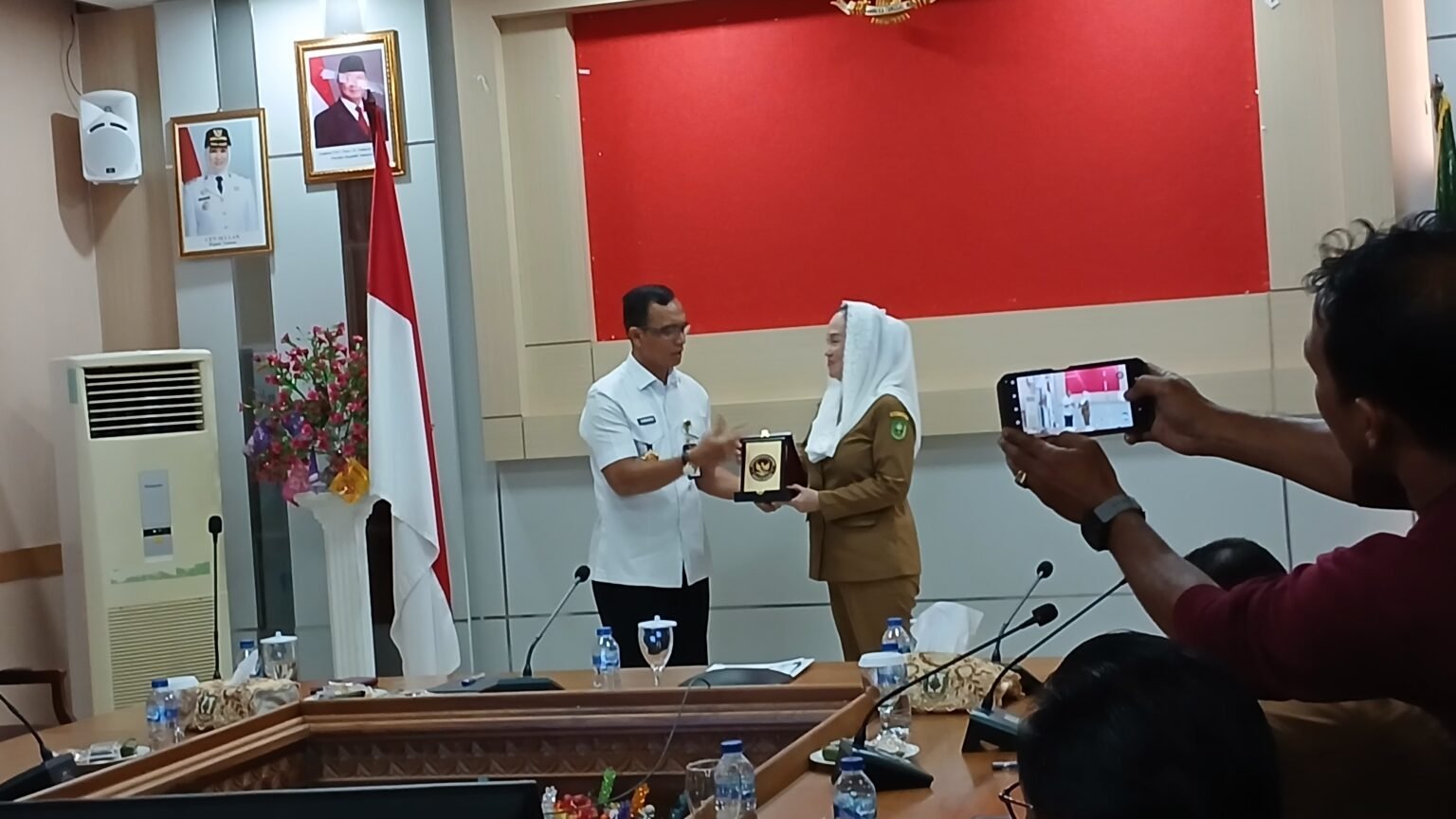 Bupati Cen Jelaskan Pokok Masalah Natuna di Rentang Kendali, DPN RI: Pak Presiden Perlu Dikasi Tahu